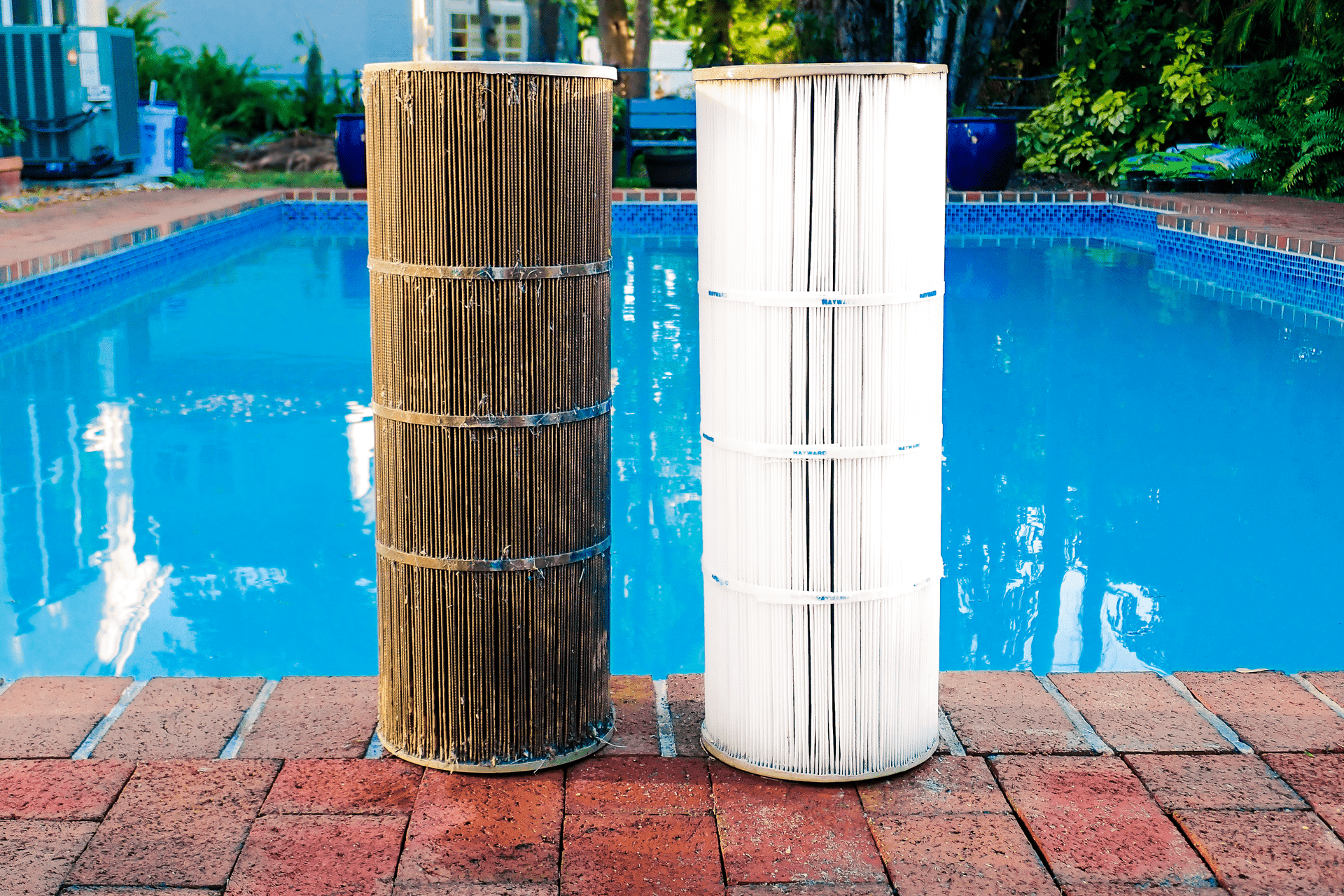 Pool filter cleaning service equipment
